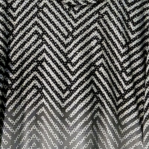 NWT Women's Weekend by Chico's 3/4 Sleeve Embellished Top - Picture 2 of 8